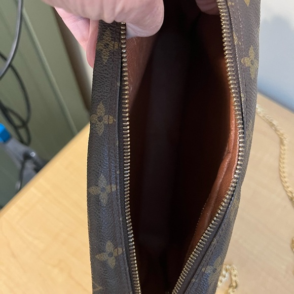 LV Trocadero Monogram 23 - Picture 11 of 13